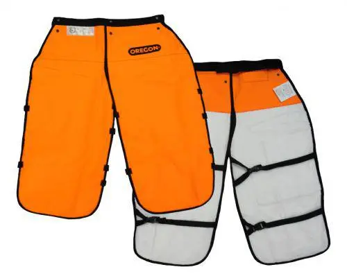 Oregon Chainsaw Chaps – Apron-Style With Secure Attachment Clips 1