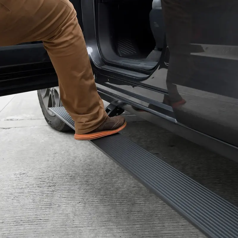 Go Rhino E1 Electric Running Board Kit (Model 20436687Pc) 1